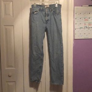 Low rise jeans